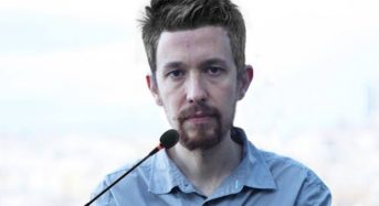 Pablo Iglesias se corta el pelo como el Rubius