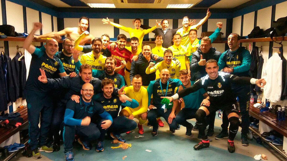 Villarreal celebrando victoria contra el Real Madrid en los vestuarios