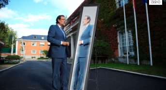 Mariano Rajoy se lleva todos los espejos de la Moncloa para fastidiar a Pedro Sánchez