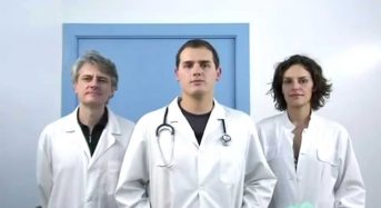 Albert Rivera podría volver a encoger su currículum a graduado en ESO en las próximas semanas.