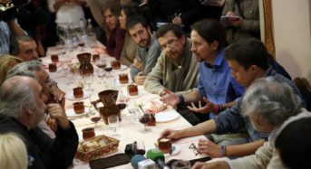 Pablo Iglesias y su equipo pidieron crema catalana de postre en una comida de trabajo.