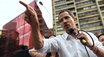 Guaidó llama a consultas al embajador en España en Caracas porque ya nadie habla de Venezuela.