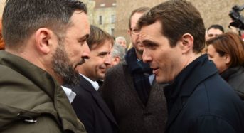 Pablo Casado y Santiago Abascal los de «la España que madruga» han sido los últimos en votar.