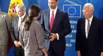Pablo Iglesias rechaza la invitación de Felipe VI para ver juntos «Juego de Tronos» en La Zarzuela.