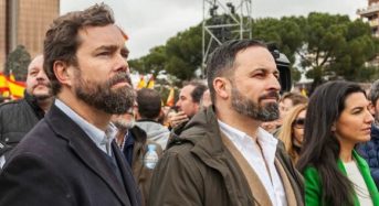Iván Espinosa de los Monteros (VOX) reconoce que la lucha contra los movimientos LGTBI les une con el islamismo.