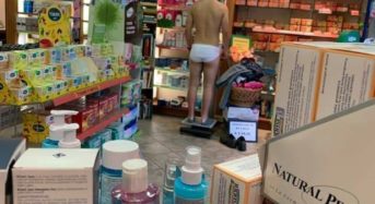 Detenido por escándalo público en Murcia por desnudarse en una farmacia para pesarse