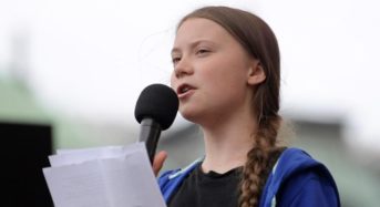Greta Thunberg, la polémica continúa: la declaración en el COP25 en Madrid estaba escrita en folios no reciclados.